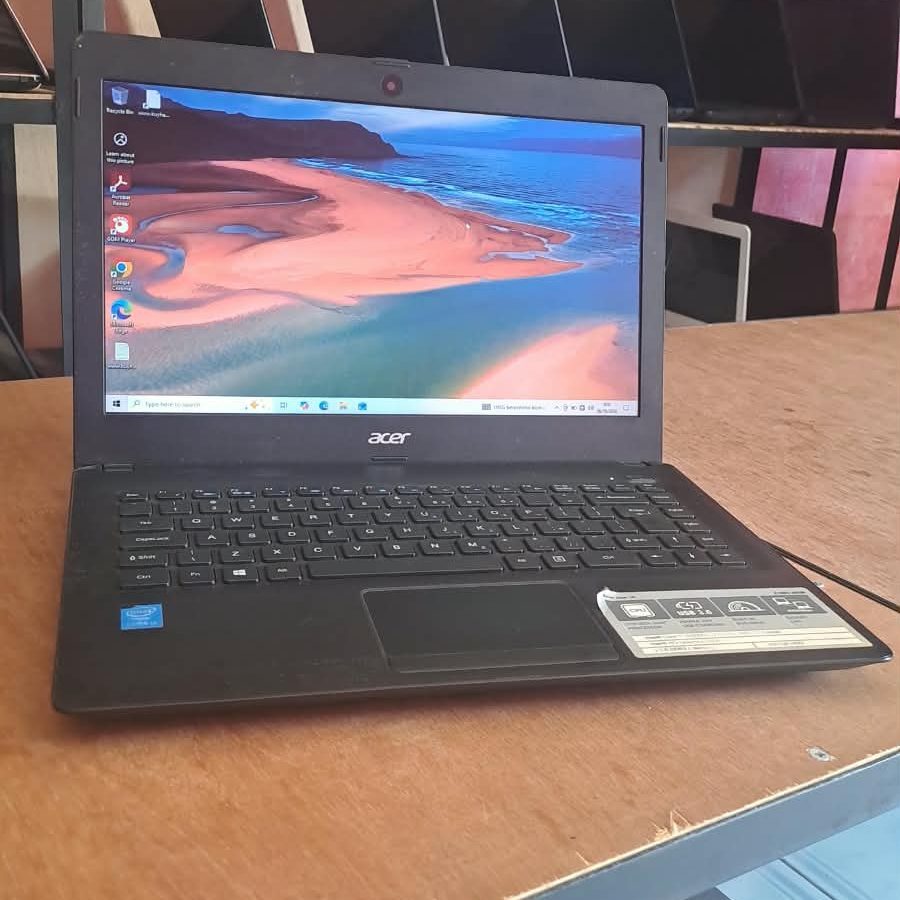 ACER 0NE Z1402
